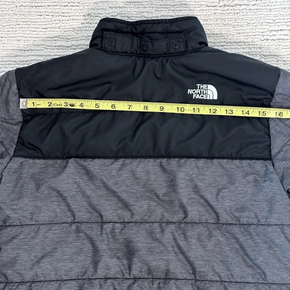 THE NORTH FACE Mount Chimbo Youth Boy L Black/Gray Reversible Jacket Puffer Cozy